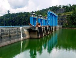 PLTA Koto Panjang Kembali Turunkan Elevasi Air 30 cm