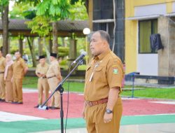 Wakil Asisten II Suhermi Pimpin Apel Pagi di Lingkungan Pemkab Kampar
