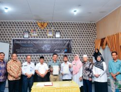 SMKN 1 Bangkinang Terima Bantuan Alat Praktek dari Marcedes Benz