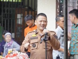 Pj Bupati Kampar Gelar Pasar Murah di Desa Padang Luas