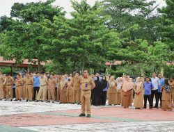 PJ Sekda Kampar Pimpin Apel Pagi di Halaman Kantor Sekretariat Kabupaten Kampar