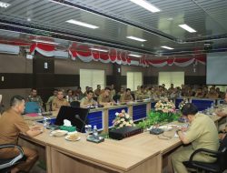 PJ Bupati Kampar Gelar Rapat Kerja Tekankan Percepatan dan Realisasi Program Pembangunan Bersama Kepala OPD dan Camat