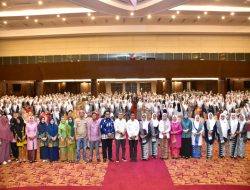 PJ Bupati Hambali Hadiri Acara HUT IBI ke-73 Kampar dan Buka Seminar Ilmiah di Ballroom Grand Central Hotel