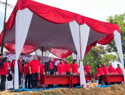 Peletakan Batu Pertama Pembangunan Kantor DPC PDIP Kampar, DPP PDIP Kamarudin: Hidup Apa Adanya, Jadilah Diri Sendiri