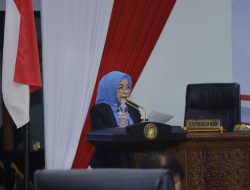 Rapat Paripurna DPRD Kampar, Pj Sekda Hadiri Pelantikan dan Pengambilan Sumpah Wakil Ketua Sunardi DS