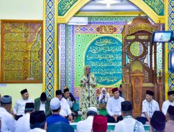 Pemkab Kampar bersama Pemprov Riau Safari Ramadhan di Siak Hulu
