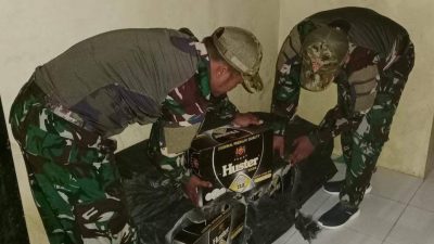 Sinergitas Satgas TNI-Polri Gagalkan Penyelundupan 15 Dus Miras Ilegal Asal Malaysia di Perbatasan Nunukan