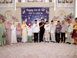 Hari Kedua Idul Fitri, Open House Bupati Kampar Ramai Dikunjungi Masyarakat