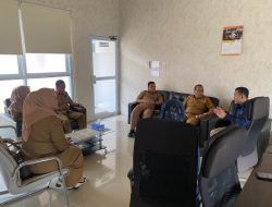 Kepala Dinas Kominfo Kampar Bersama Bidang Statistik Kunjungi BPS Kabupaten Kampar Tindaklanjuti Evaluasi EPSS