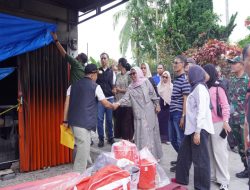 Sentuhan Kasih di Tanah Merah, Wabup Misharti Salurkan Bantuan Langsung untuk Keluarga Korban Kebakaran Desa Tanah Merah