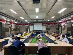 Wabup Misharti Pimpin Rapat Exit Meeting LKPD Kampar  2025