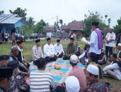 Bupati Kampar Dampingi Sekda Riau Pada Ziarah Qubur Hari Raya Onam