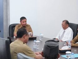Perkuat Komitmen Pembangunan Daerah, Bupati Ahmad Tuzar Terima Audiensi Tokoh dan Pemuda Salo