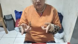 Nyambi Jual Sabu, IRT di Tapung Hulu Diciduk Satresnarkoba Polres Kampar